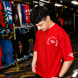 FLEX 24/7 Oversized Graphic T-Shirt – Red